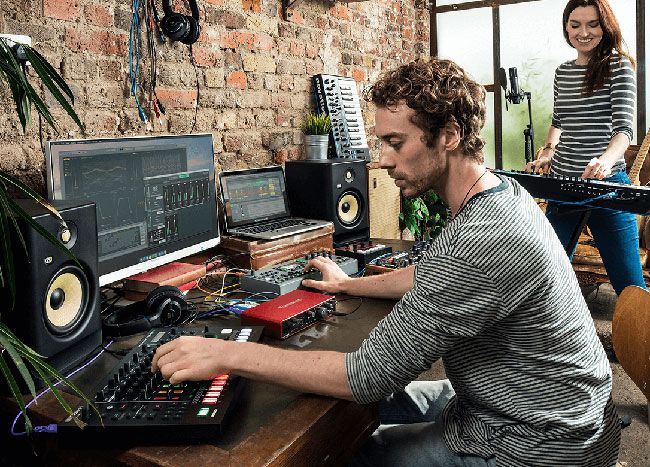  USB FOCUSRITE Scarlett 8i6 3rd Gen.jpg